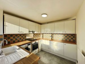 Photo 13- click for photo gallery